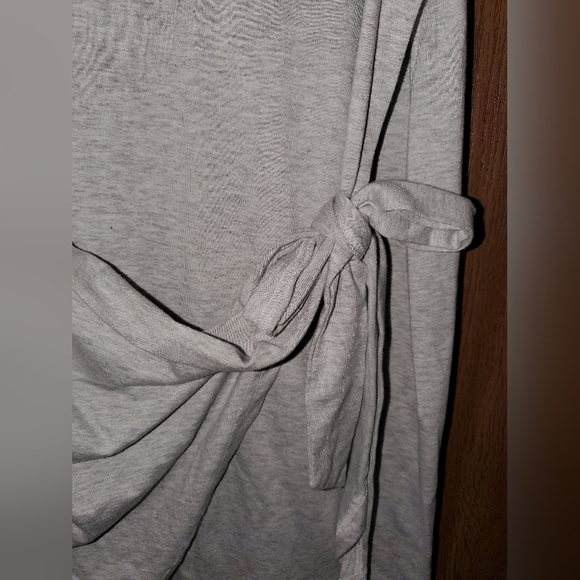 SHEIN Grey Sleevless Dress - Picture 2 of 9